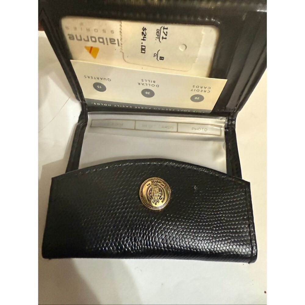 Liz Claiborne Women's Textured Leather Tri-fold Card Holder Wallet Black OS NWT - Picture 4 of 7